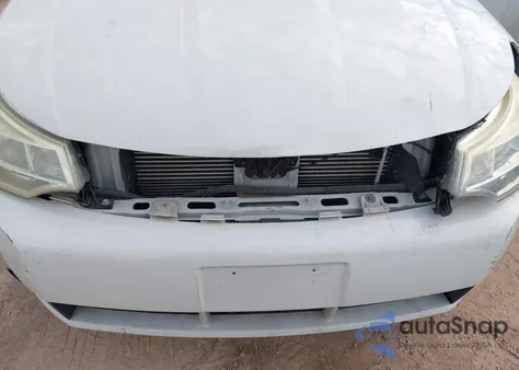 2009 Ford Focus Se z USA, uszkodzony, nr VIN 1FAHP35N09W213065